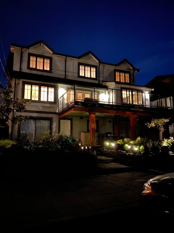 Bed and Breakfast Bay View House Ванкувер Экстерьер фото
