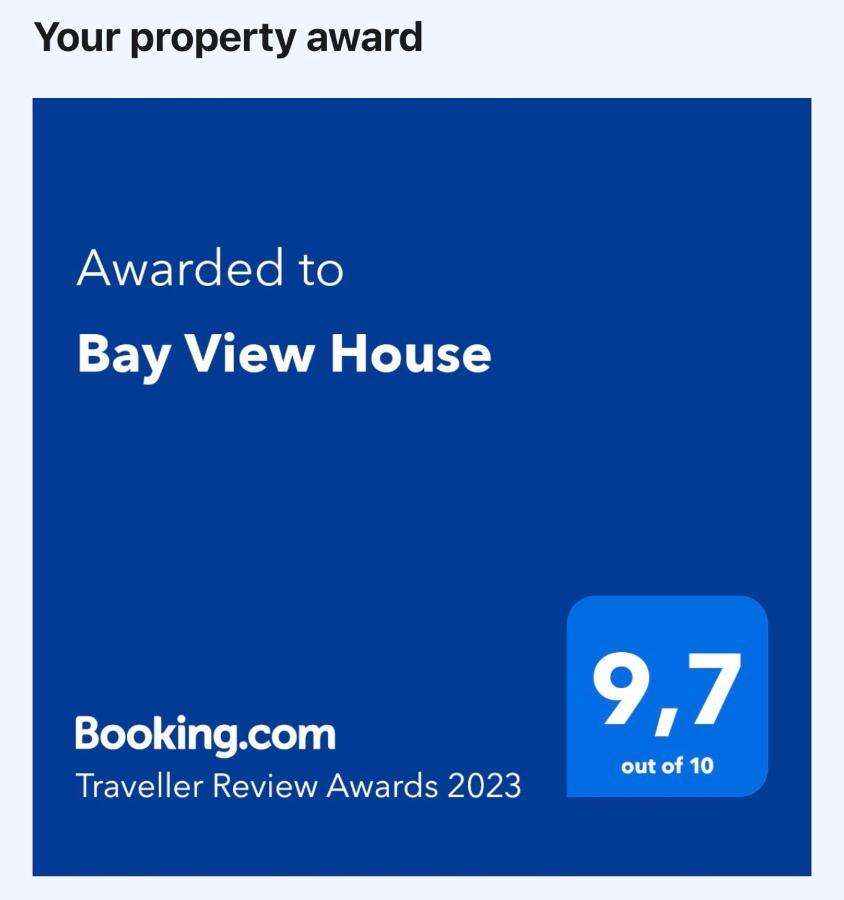 Bed and Breakfast Bay View House Ванкувер Экстерьер фото
