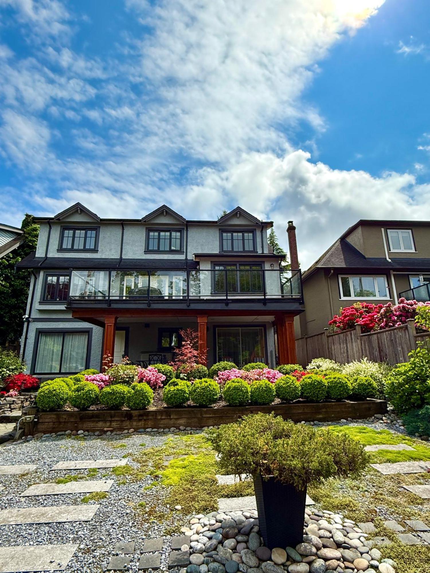 Bed and Breakfast Bay View House Ванкувер Экстерьер фото